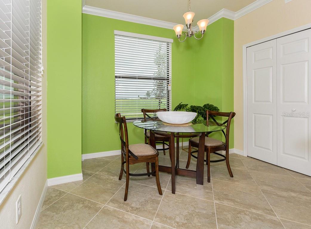 5548 Palmer Cir #103 Property Photo 11