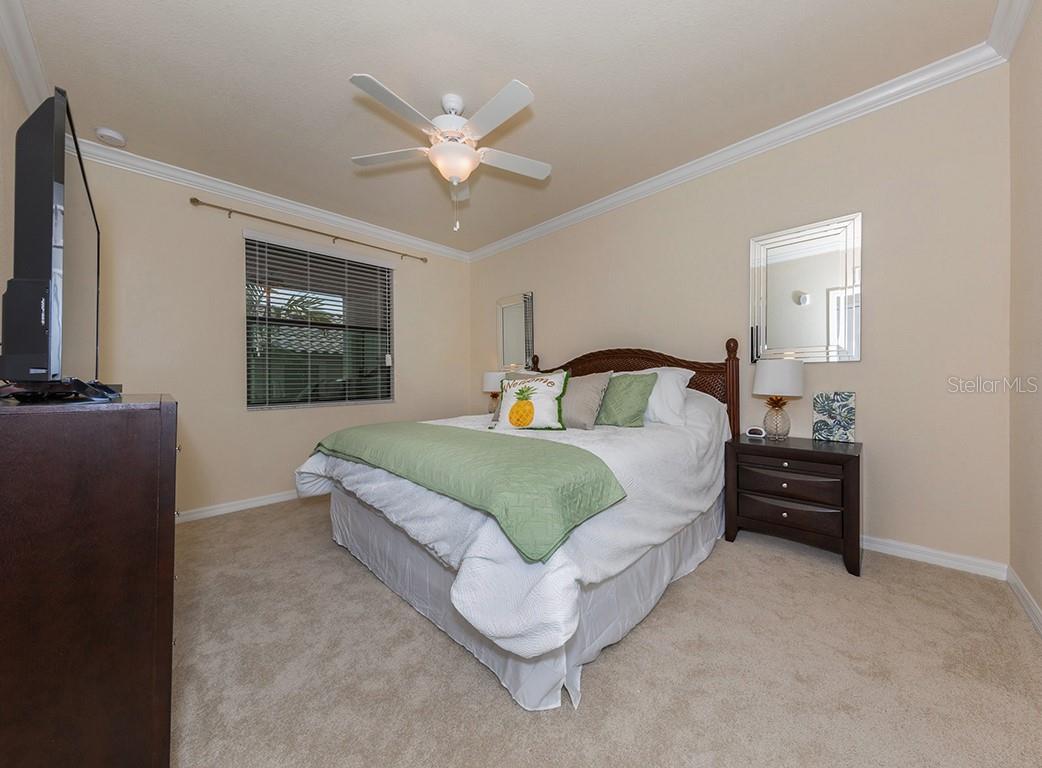 5548 Palmer Cir #103 Property Photo 17
