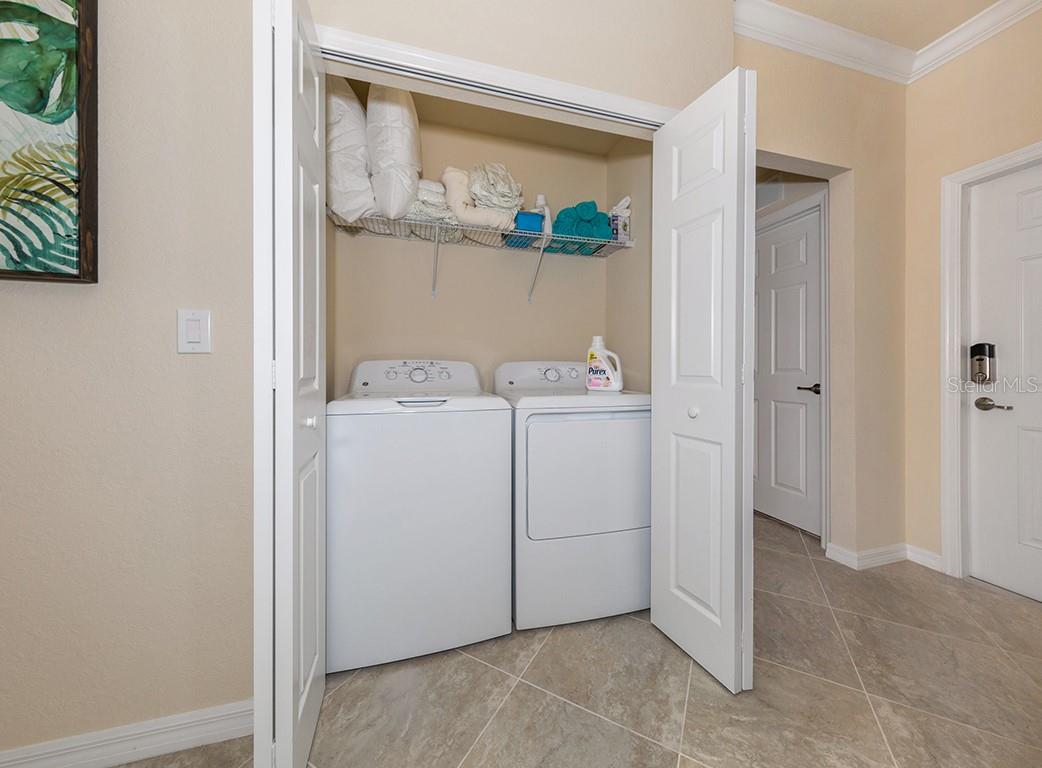 5548 Palmer Cir #103 Property Photo 22