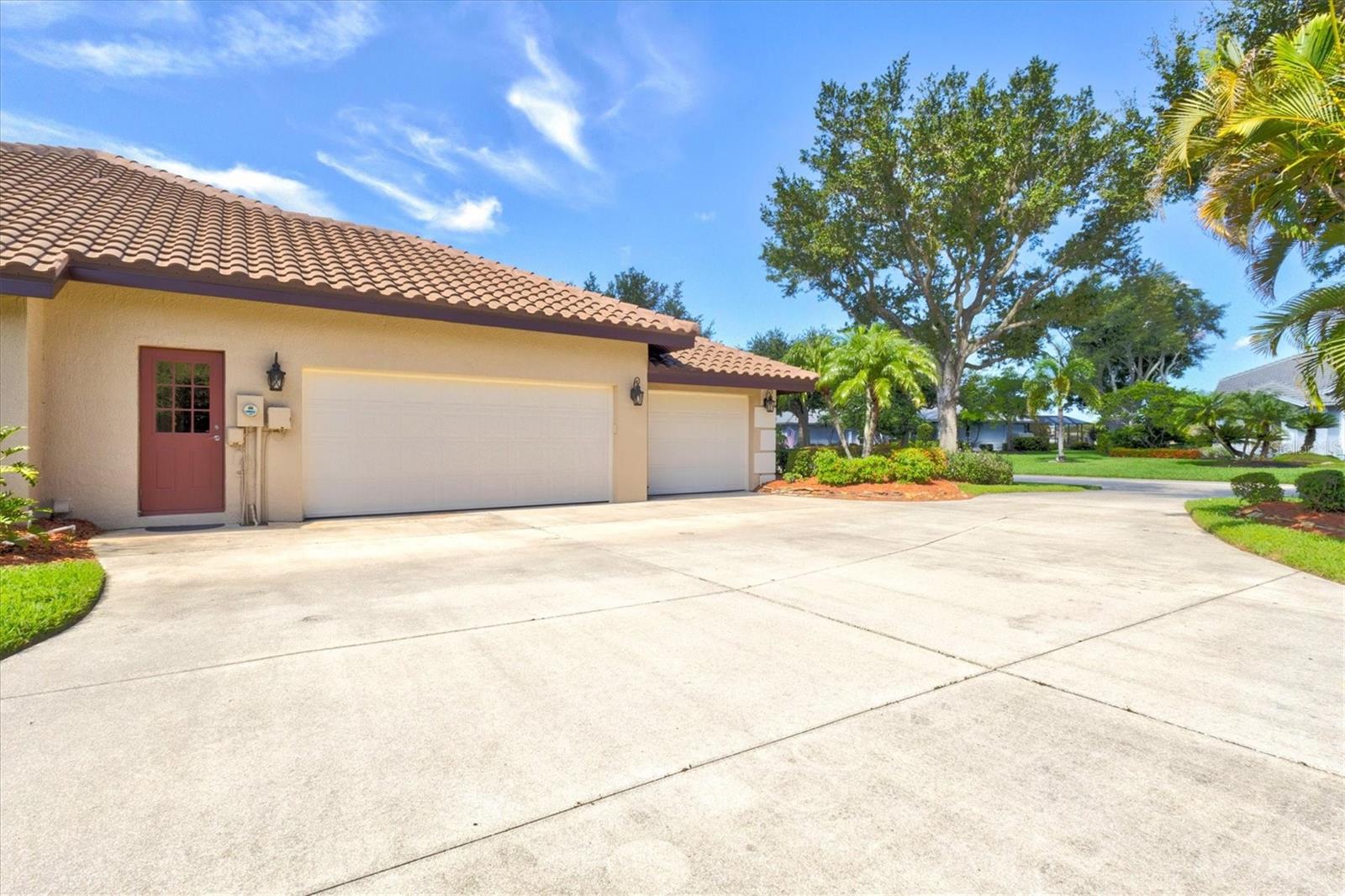 7373 S Serenoa Dr Property Photo 6