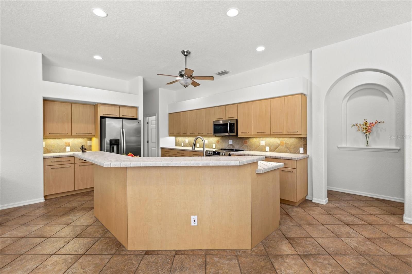 7373 S Serenoa Dr Property Photo 23