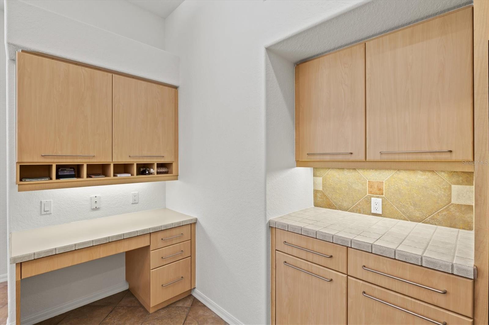 7373 S Serenoa Dr Property Photo 28