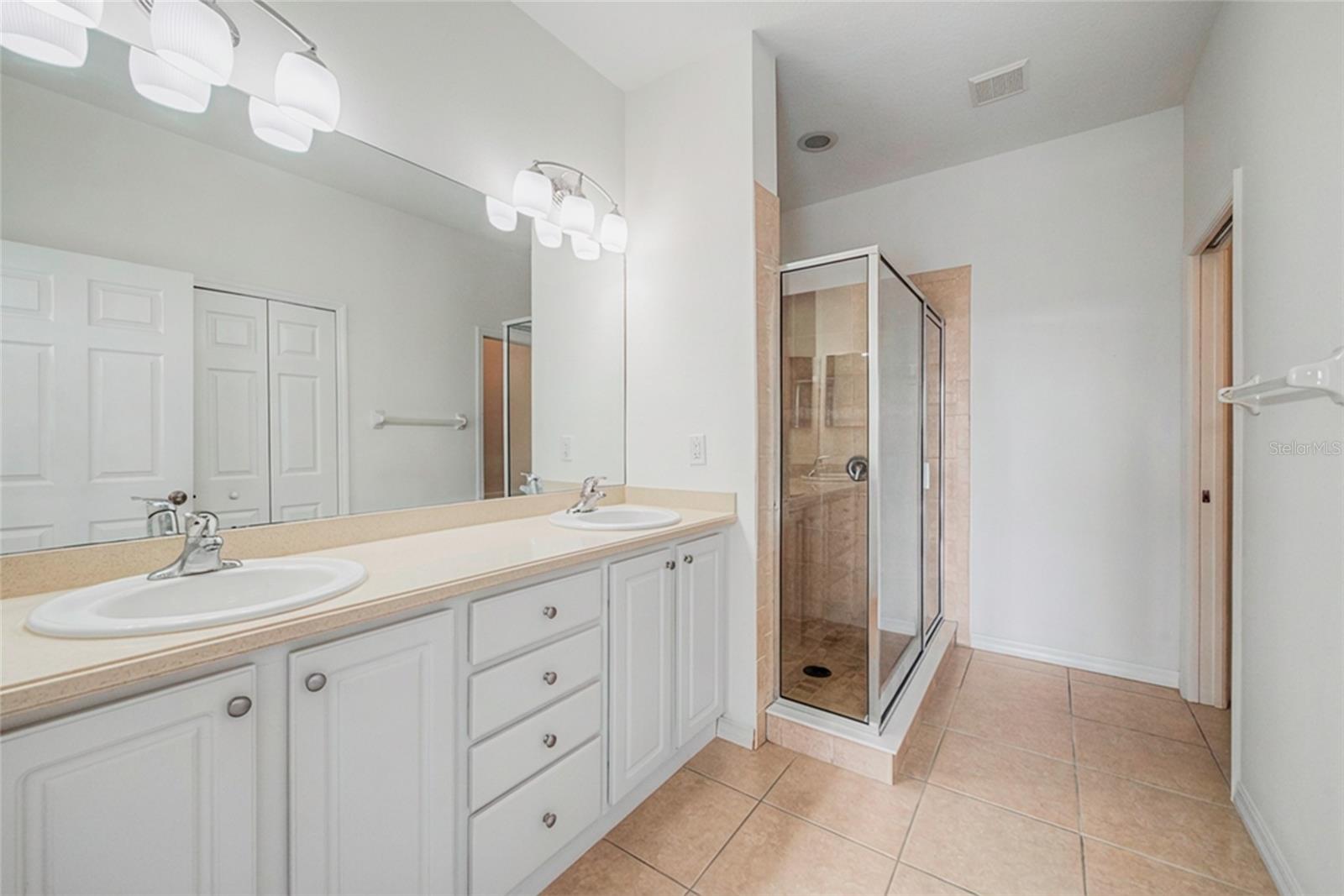 11443 52nd Ct E Property Photo 14