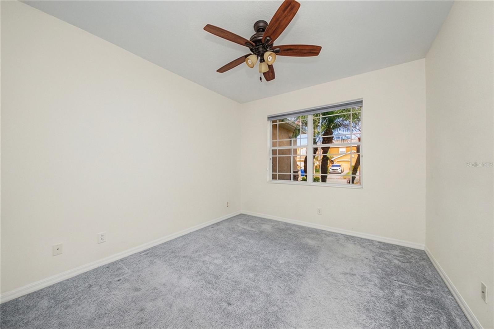 11443 52nd Ct E Property Photo 16