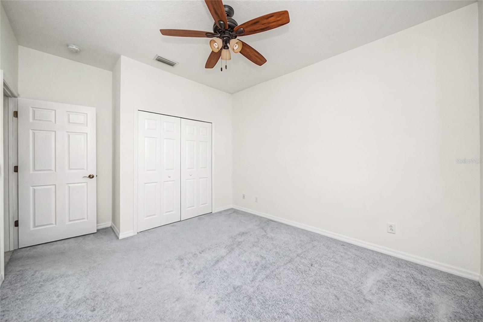 11443 52nd Ct E Property Photo 17