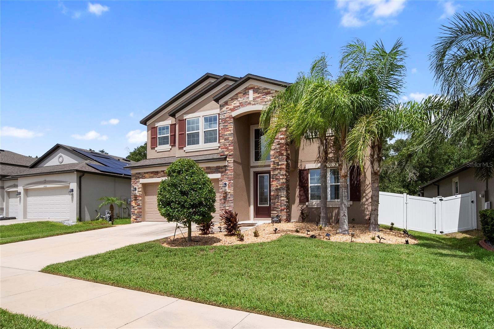 11438 Acacia Grove Ln Property Photo 1