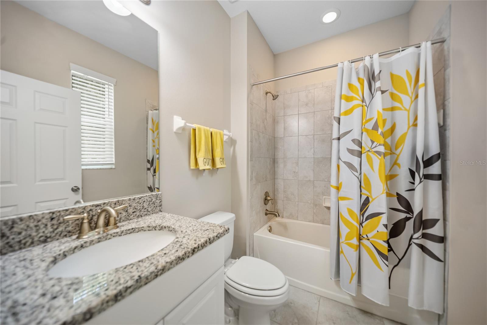 11438 Acacia Grove Ln Property Photo 17