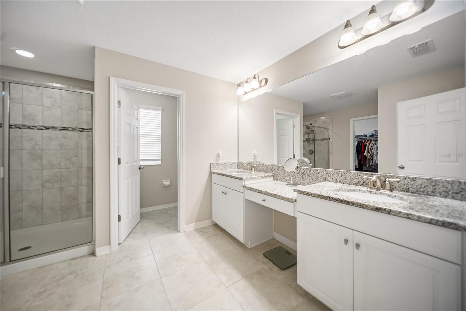 11438 Acacia Grove Ln Property Photo 26