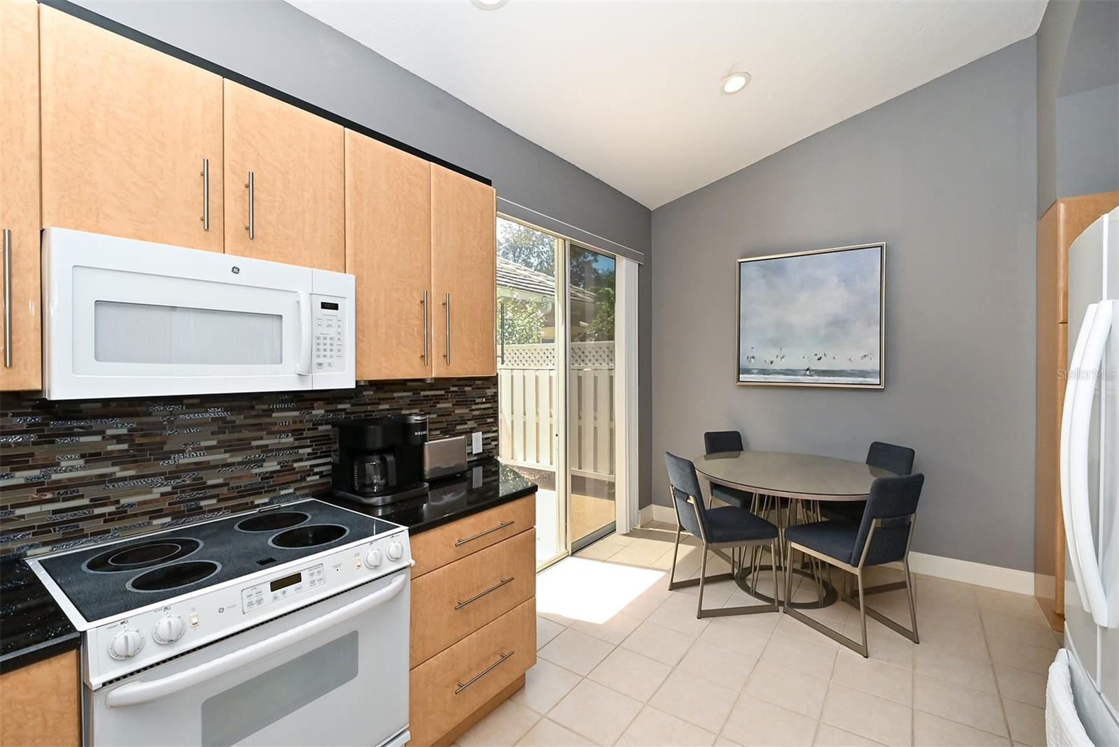 7131 Kensington Ct Property Photo 14