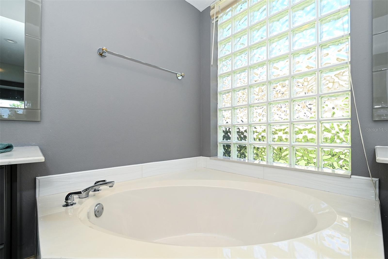 7131 Kensington Ct Property Photo 28