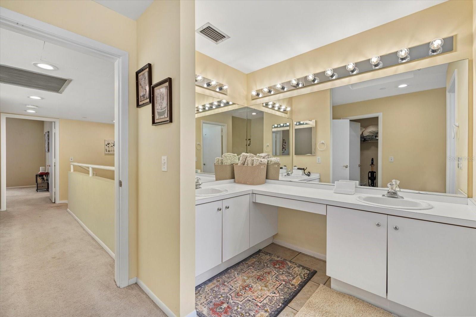 2012 Harbourside Dr #2102 Property Photo 21