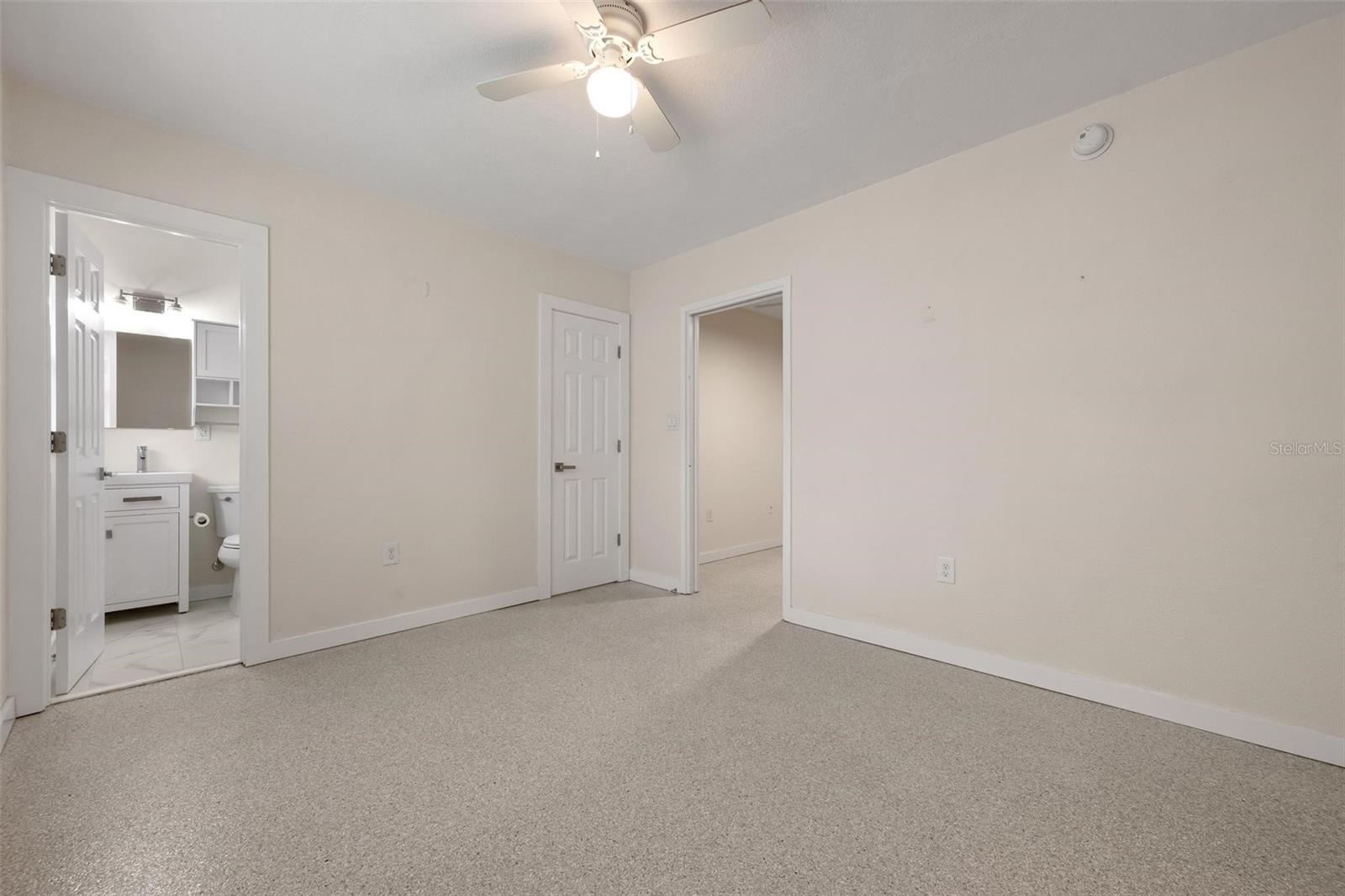 308 Ohio Pl #2 Property Photo 12