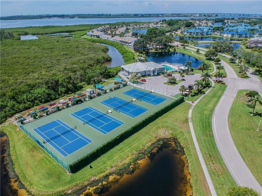 1240 Spoonbill Landings Cir Property Photo 64