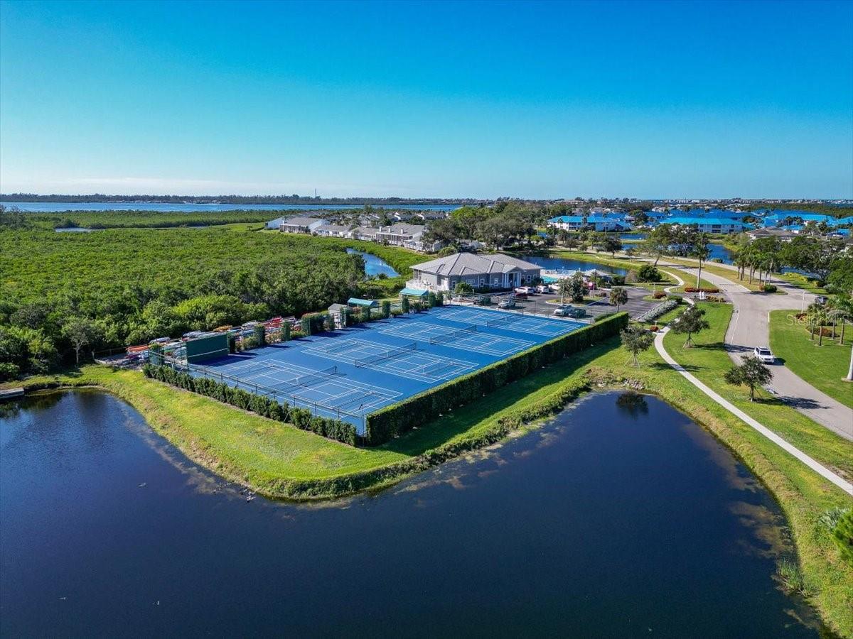 1240 Spoonbill Landings Cir Property Photo 68