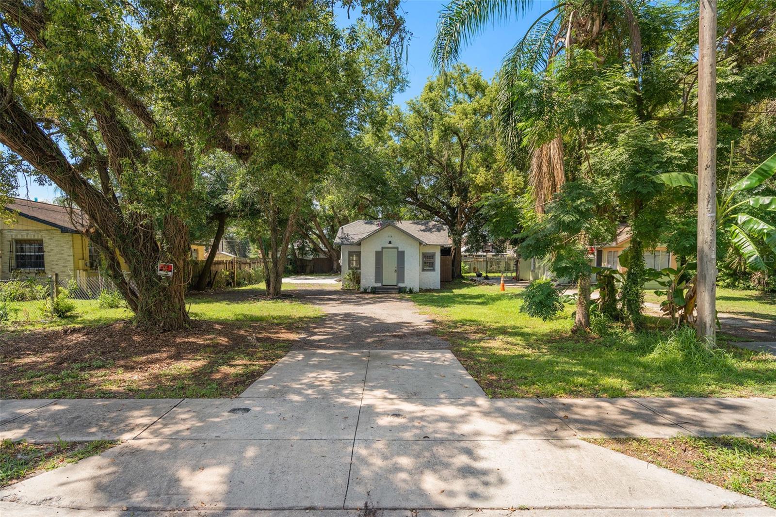 914 26TH ST Property Photo 1