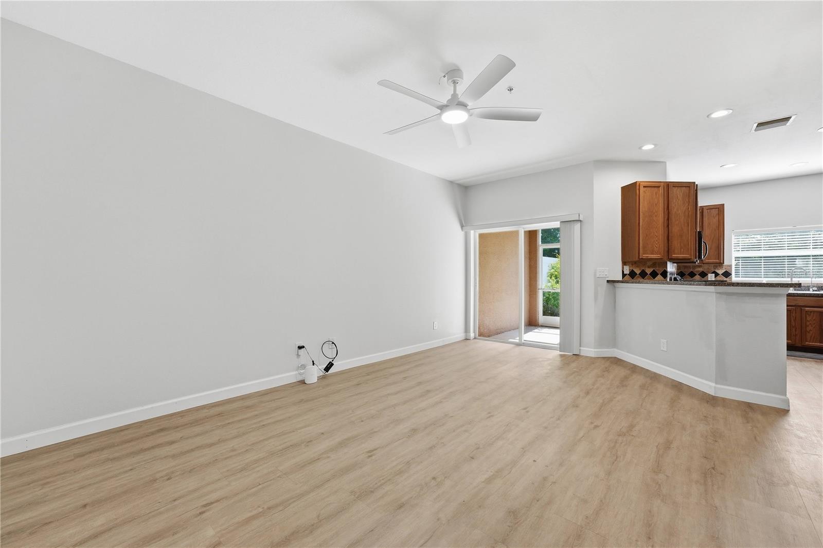 1346 Grantham Dr Property Photo 6
