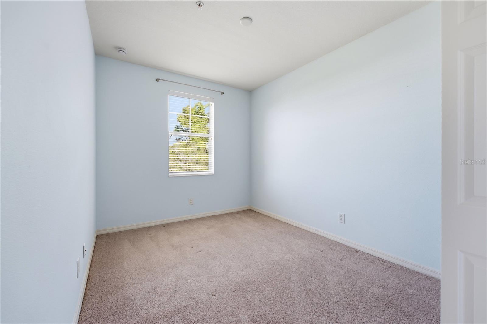 1346 Grantham Dr Property Photo 22
