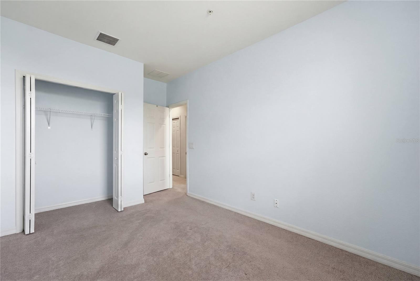 1346 Grantham Dr Property Photo 23
