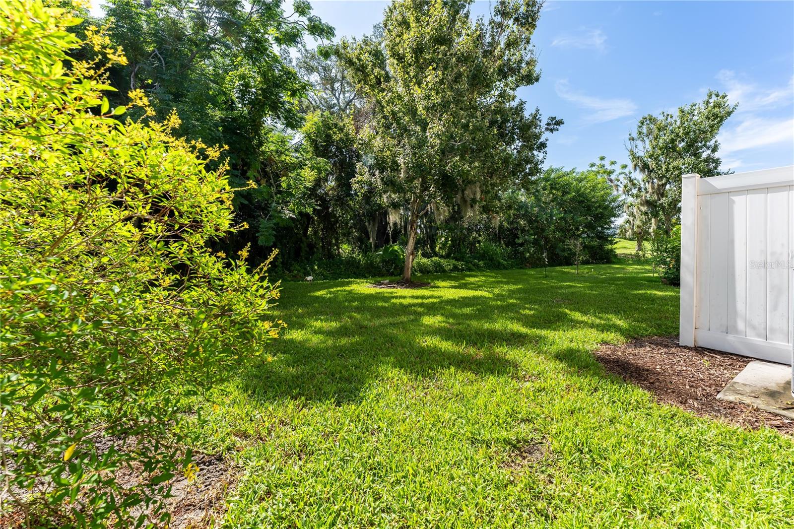 1346 Grantham Dr Property Photo 30