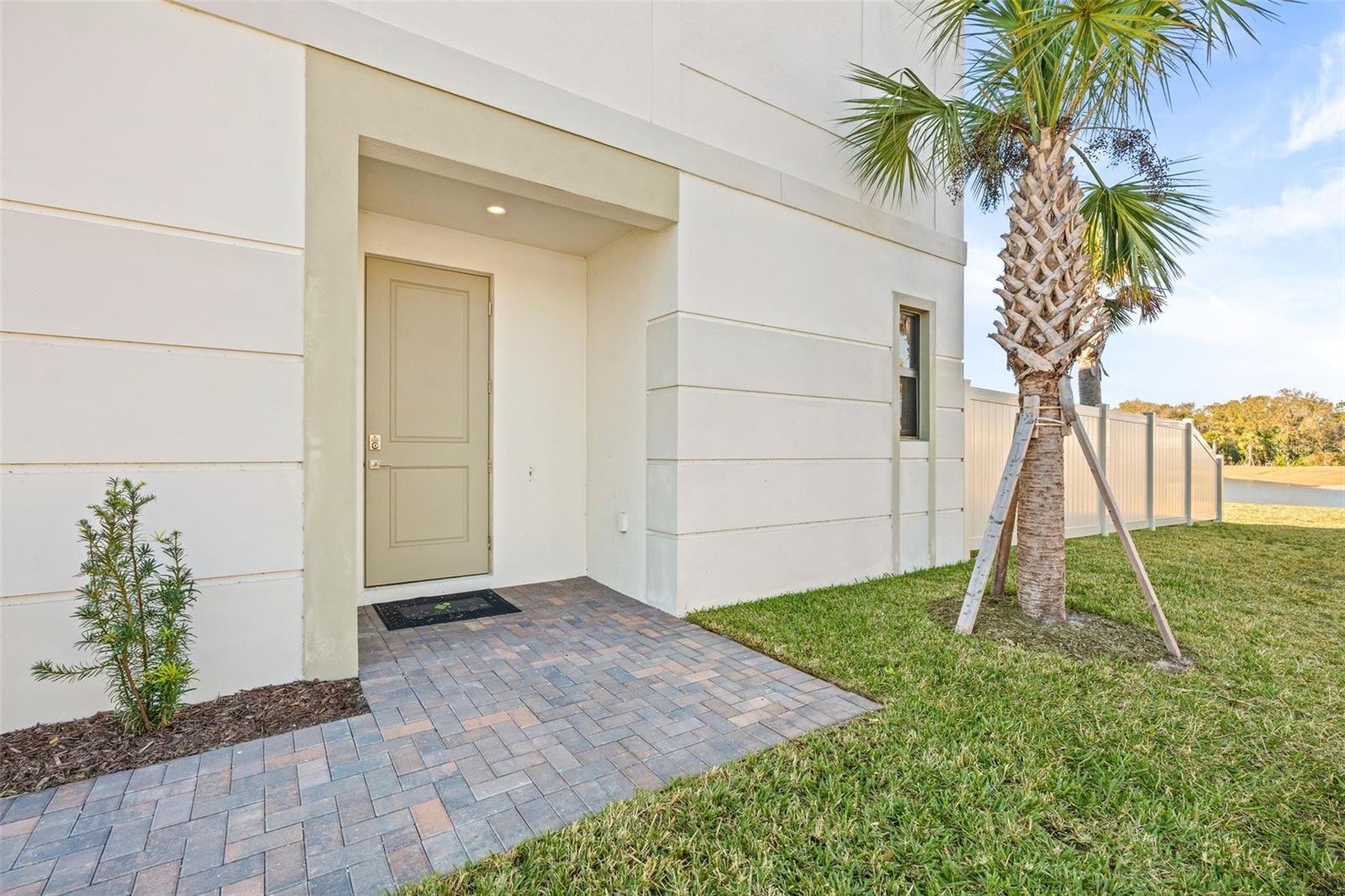 14506 Stellar Pl Property Photo 4