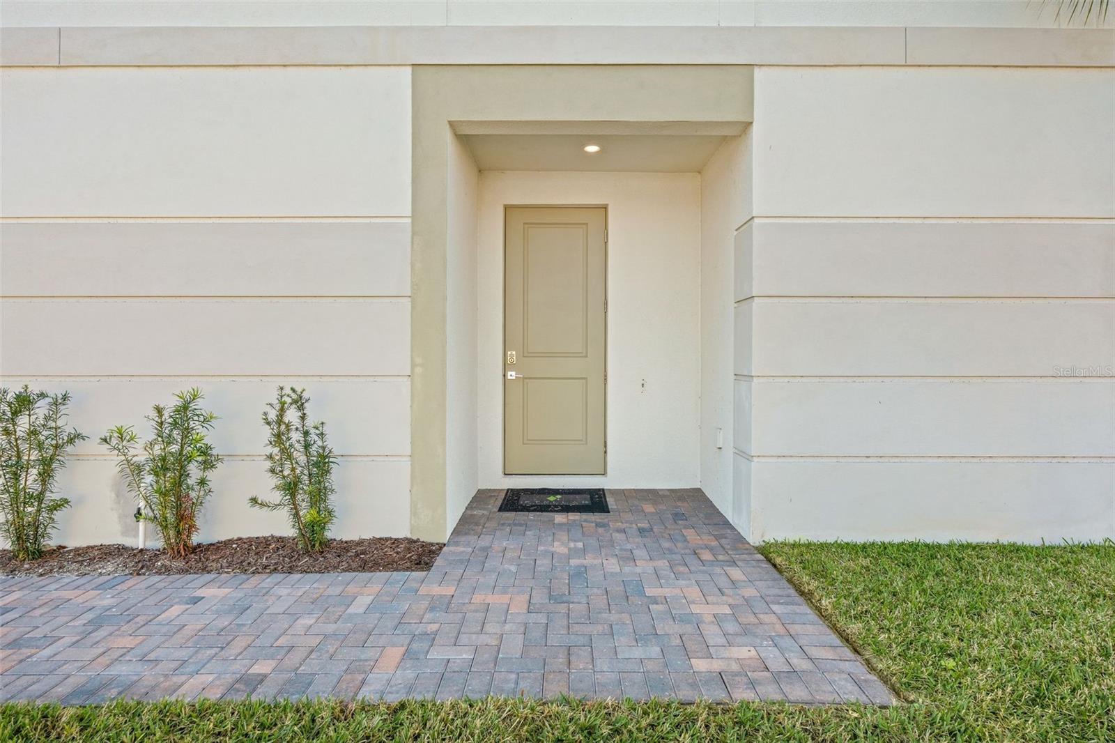 14506 Stellar Pl Property Photo 5