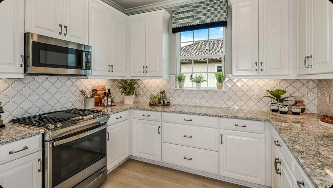 14509 Derna Ter Property Photo 7