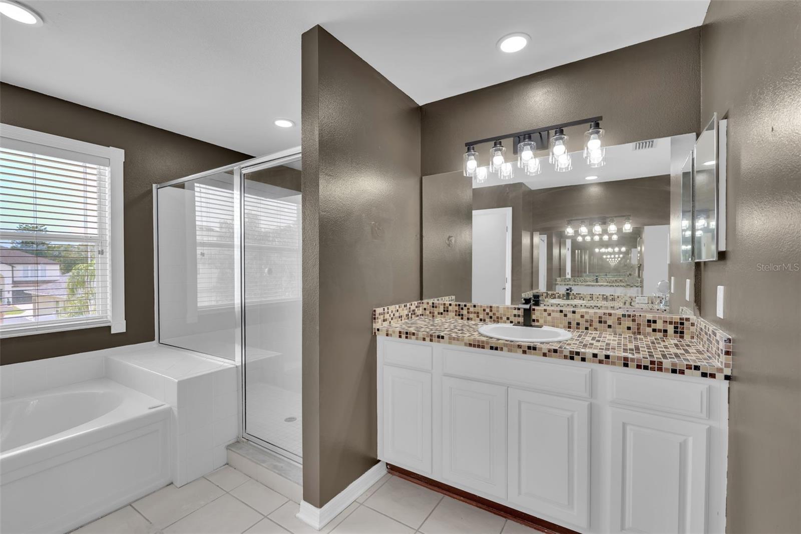1250 Loretto Cir Property Photo 32