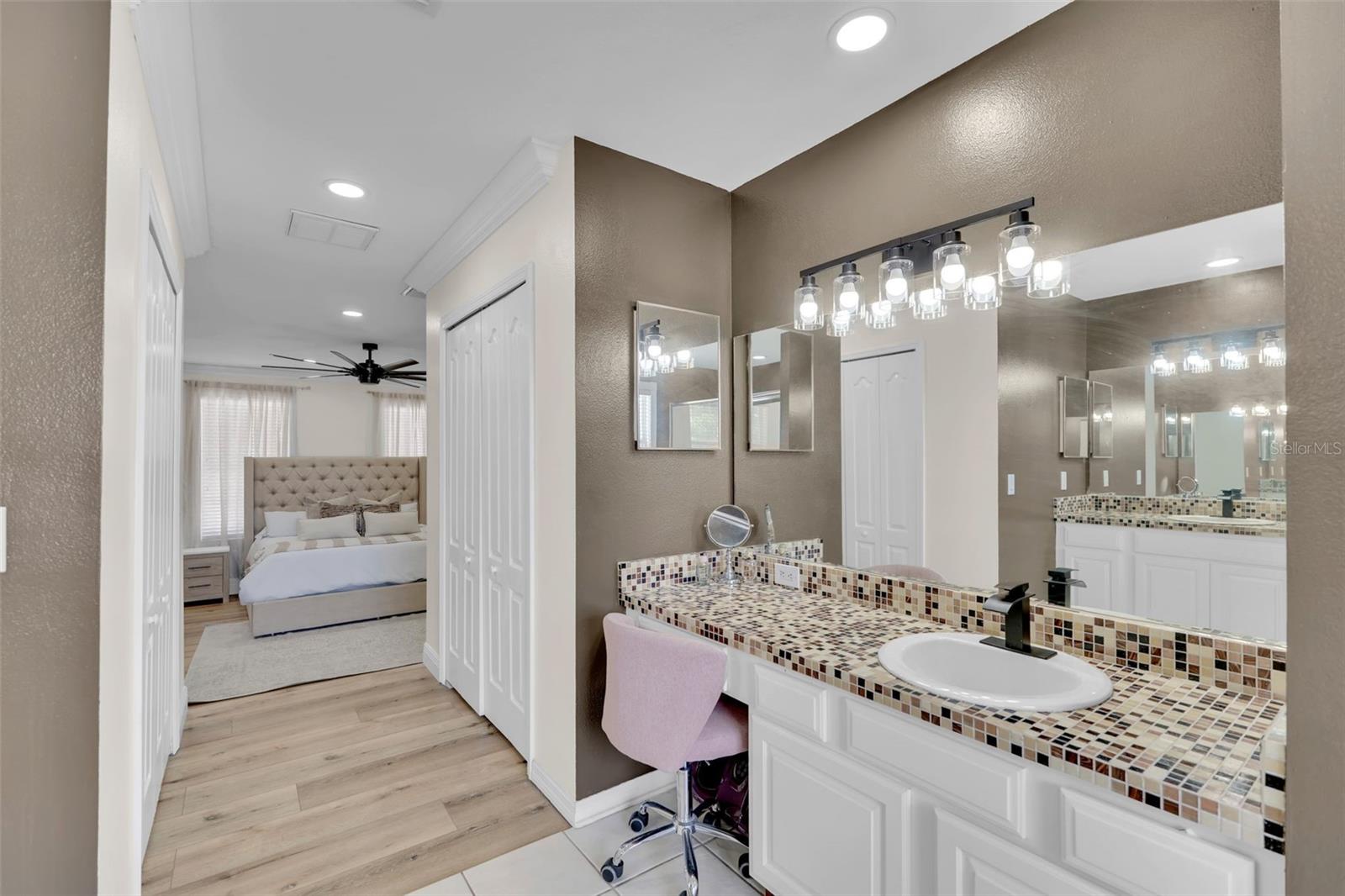 1250 Loretto Cir Property Photo 34