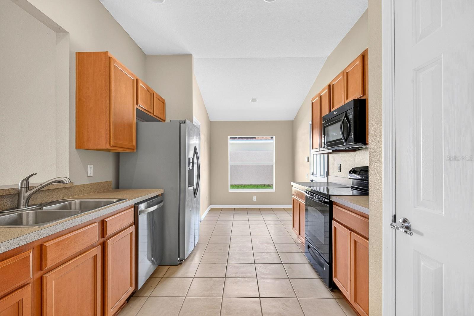 9784 50th Street Cir E Property Photo 5