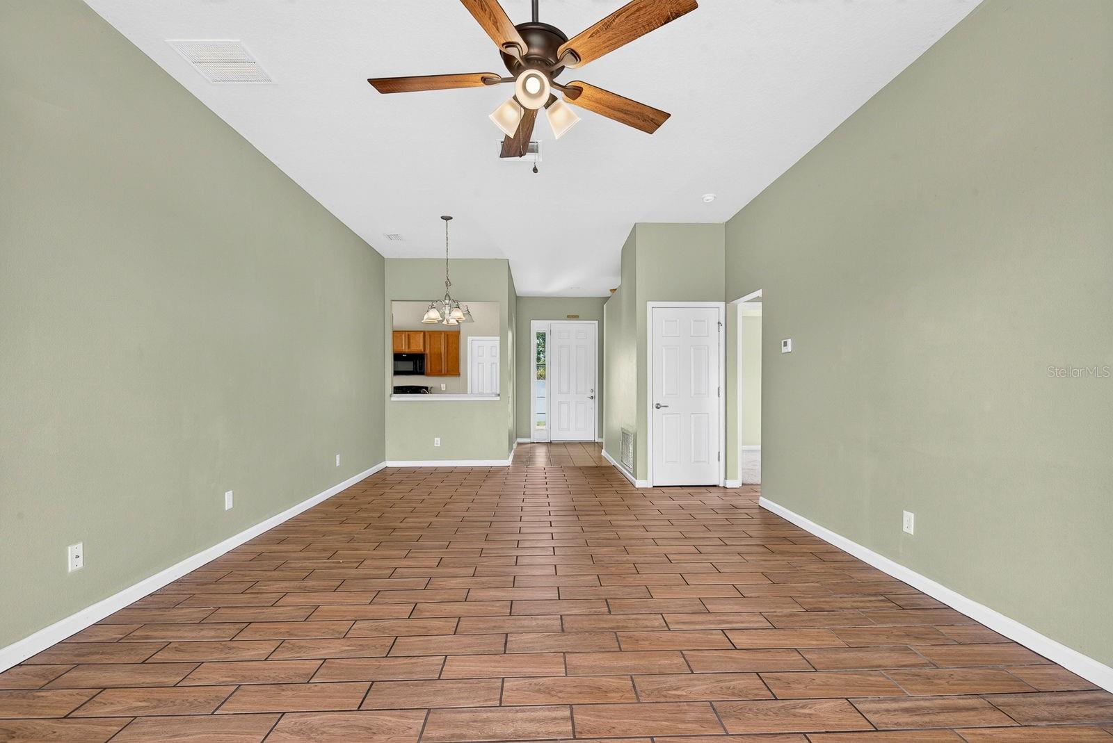 9784 50th Street Cir E Property Photo 12