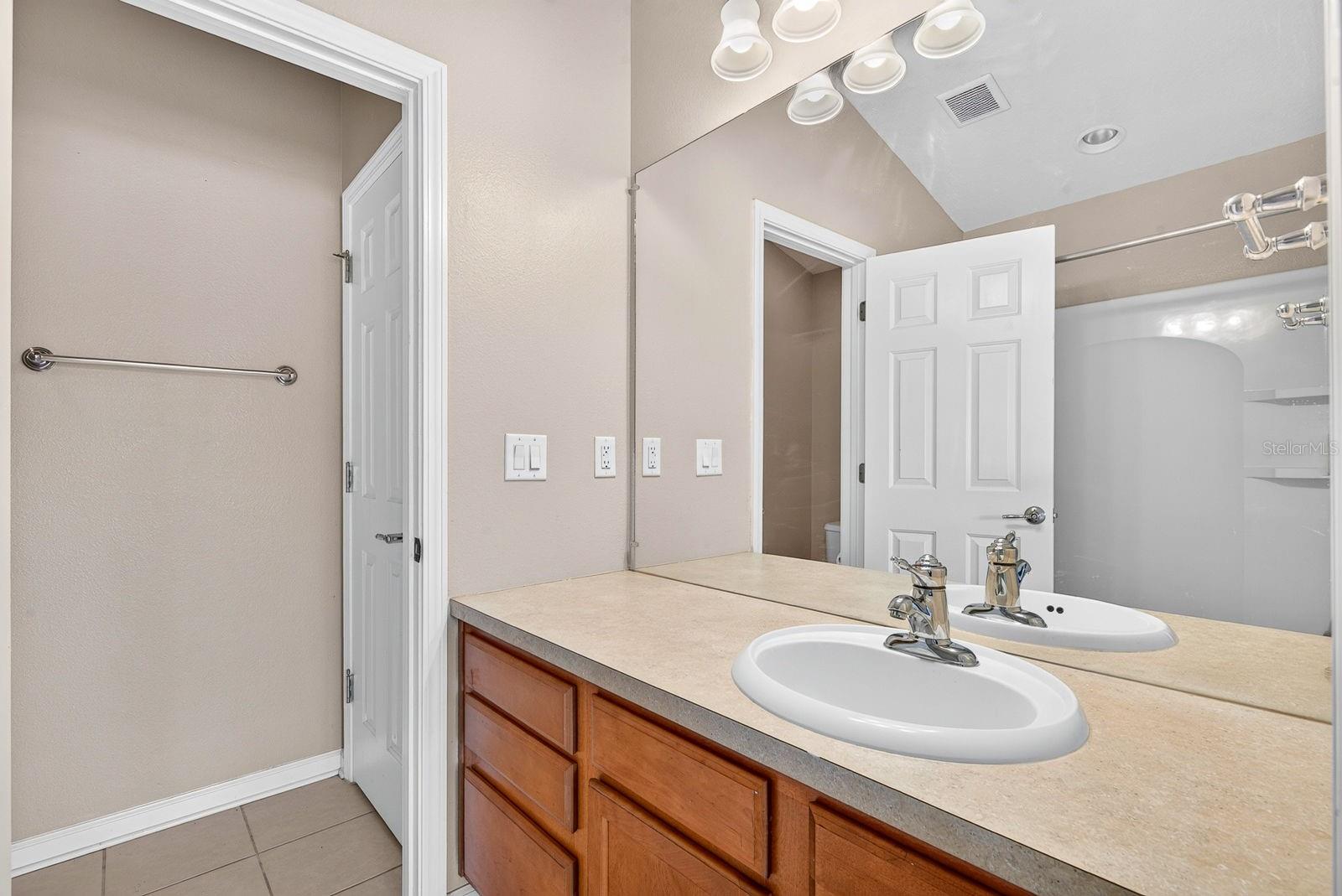 9784 50th Street Cir E Property Photo 24