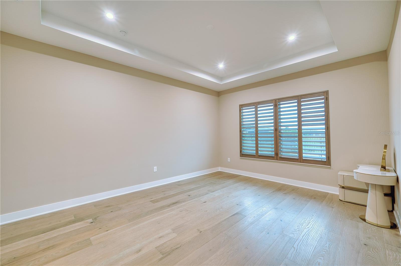 4584 Cedron Ct Property Photo 9