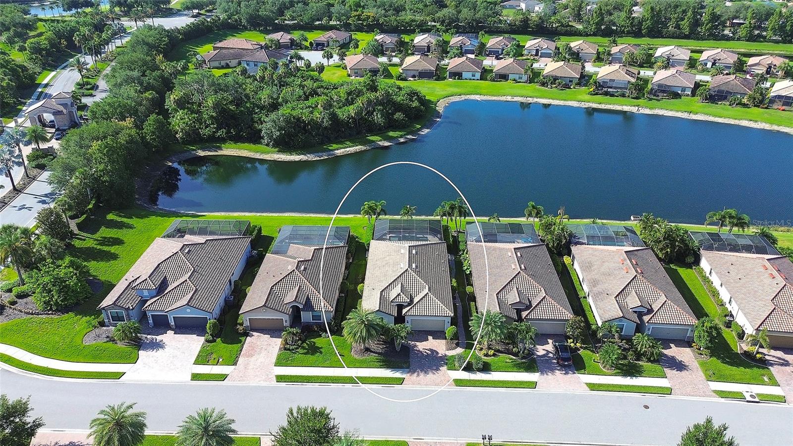 7130 Quiet Creek Dr Property Photo 4