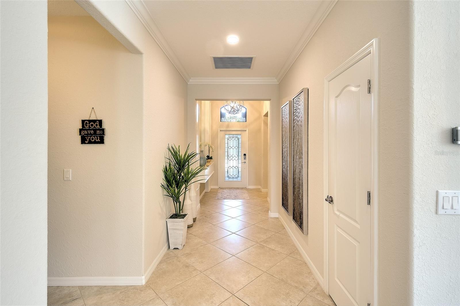 7130 Quiet Creek Dr Property Photo 7
