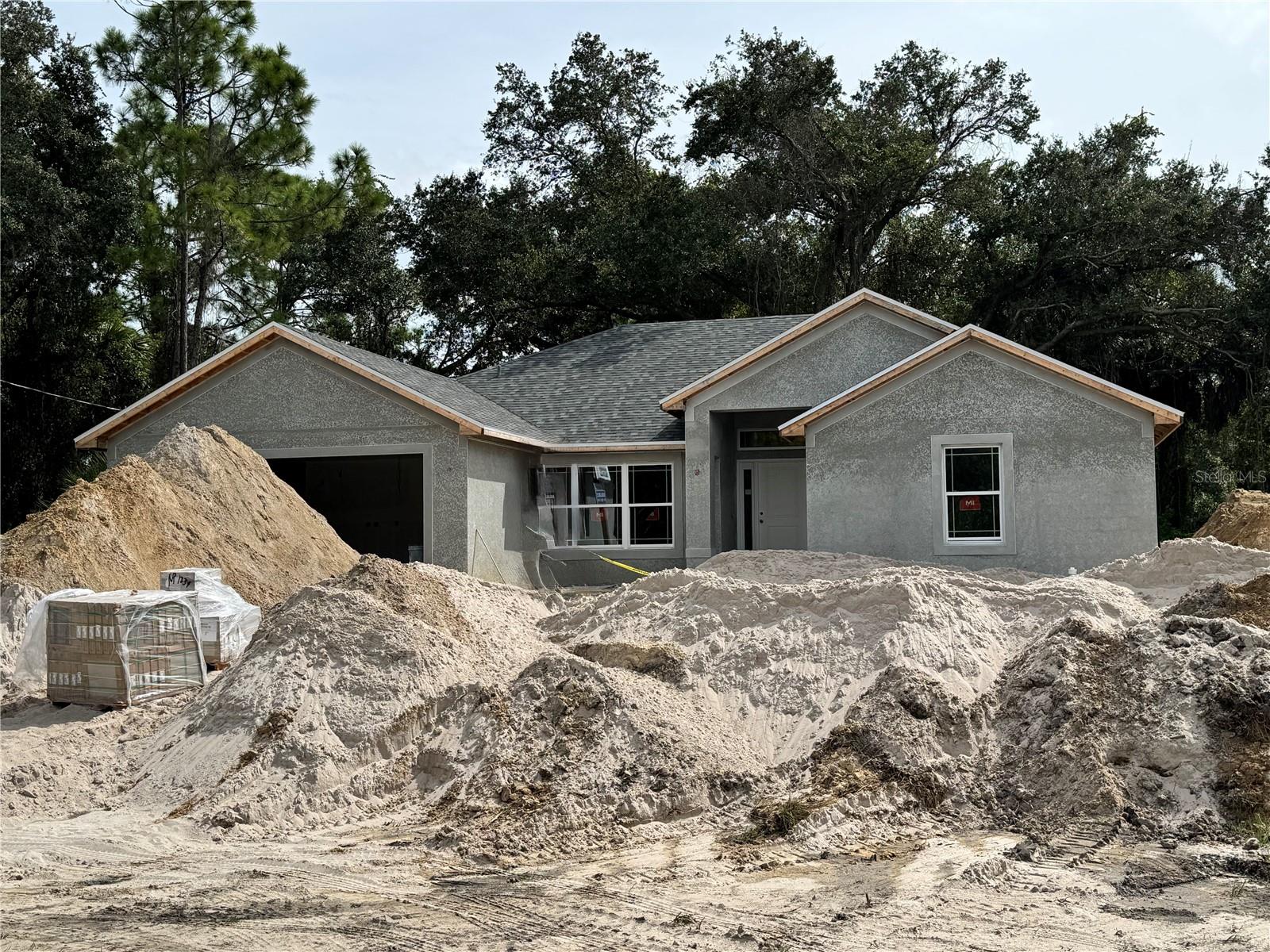 3710 Oceanside St. Property Photo 1