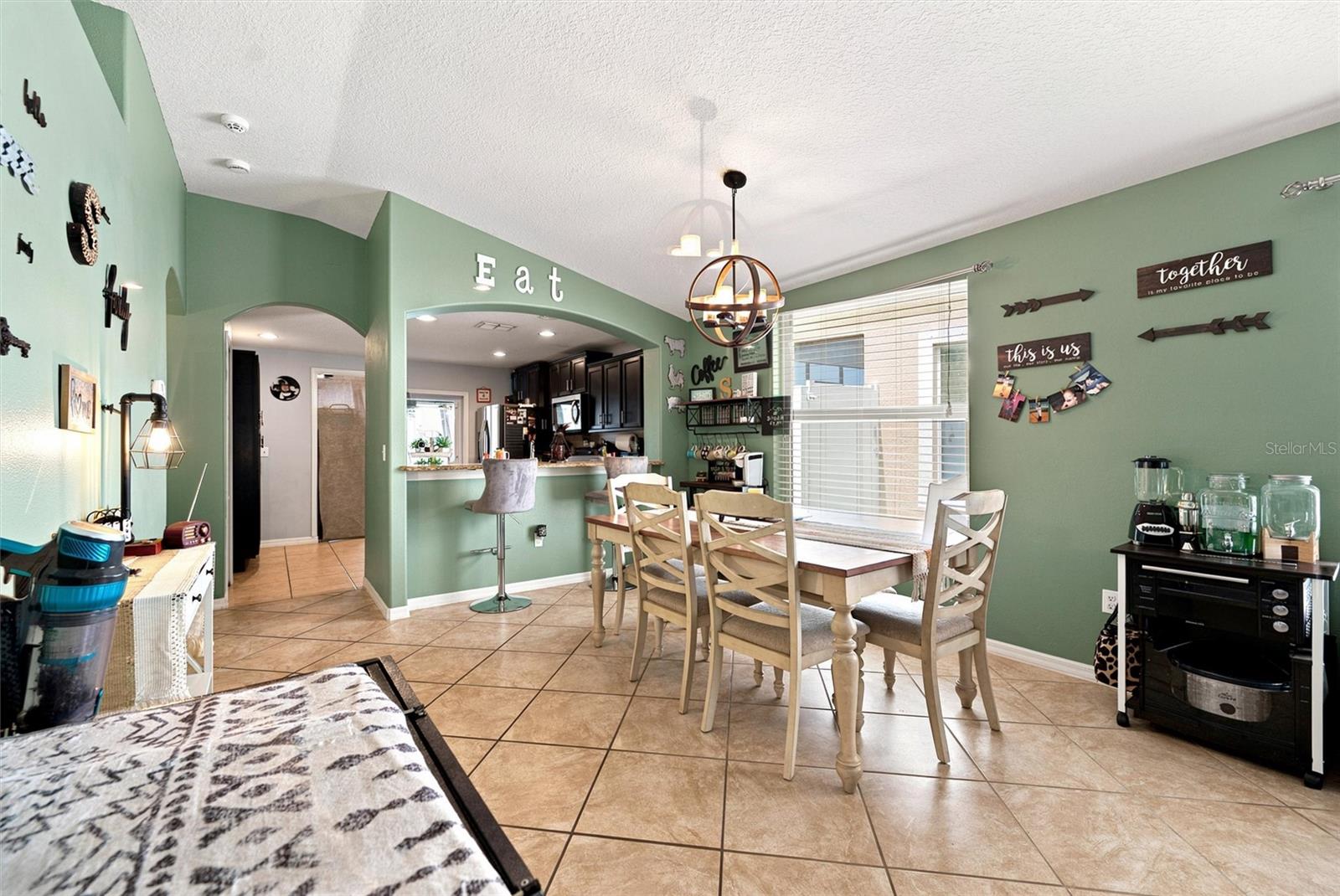 1111 Seminole Sky Dr Property Photo 8