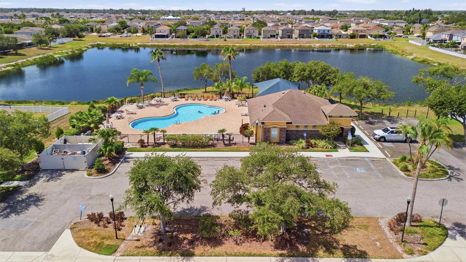 1111 Seminole Sky Dr Property Photo 48