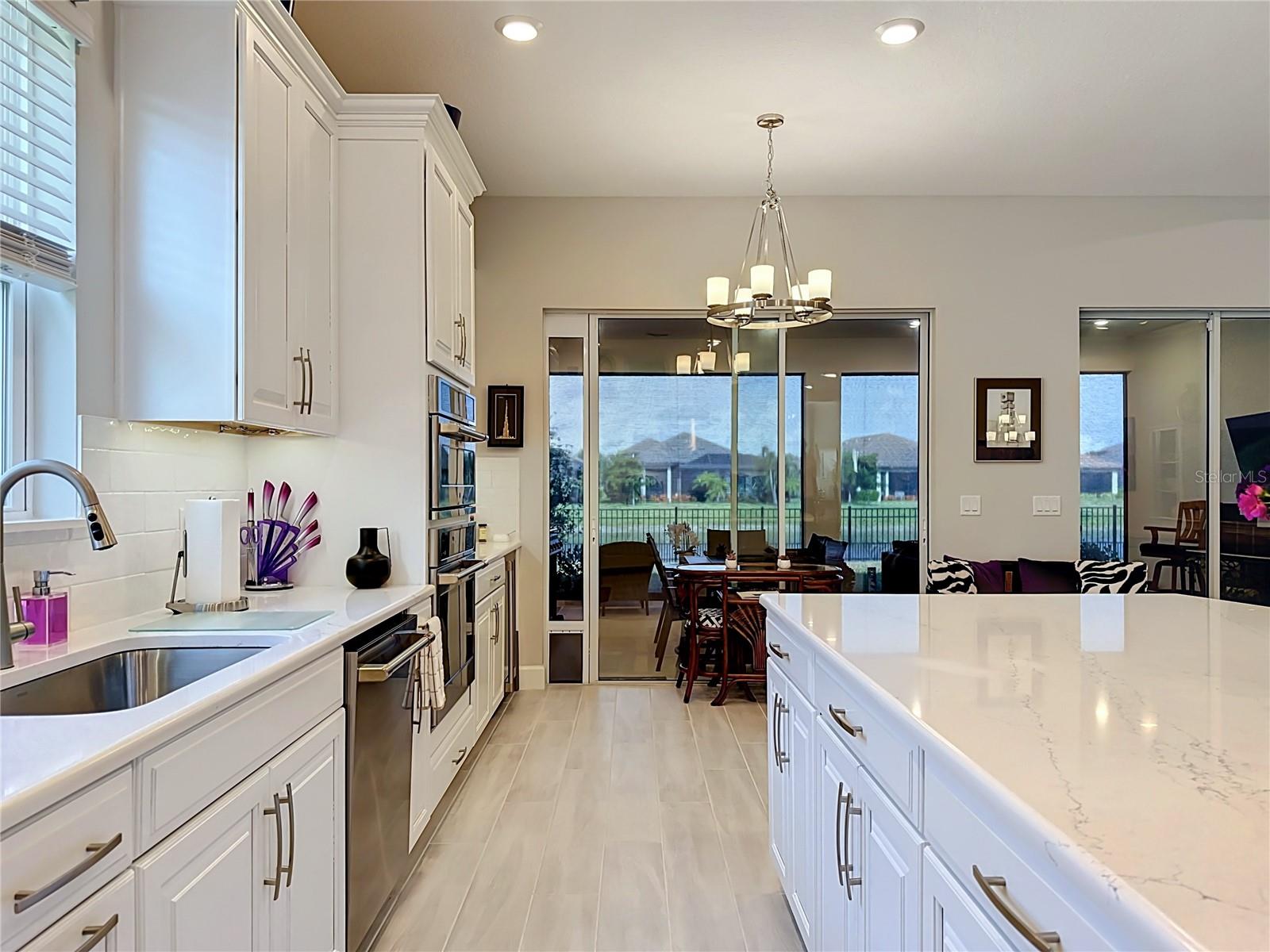 6145 Grandview Hill Ct Property Photo 13