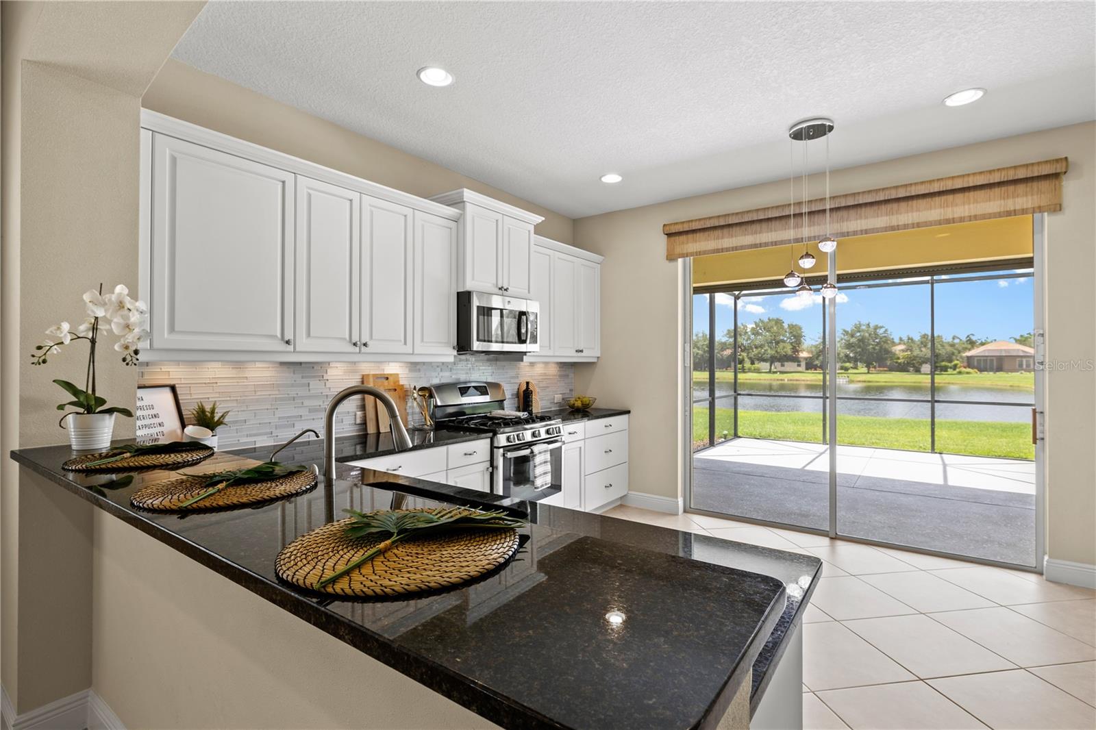 12717 Deep Blue Pl Property Photo 5