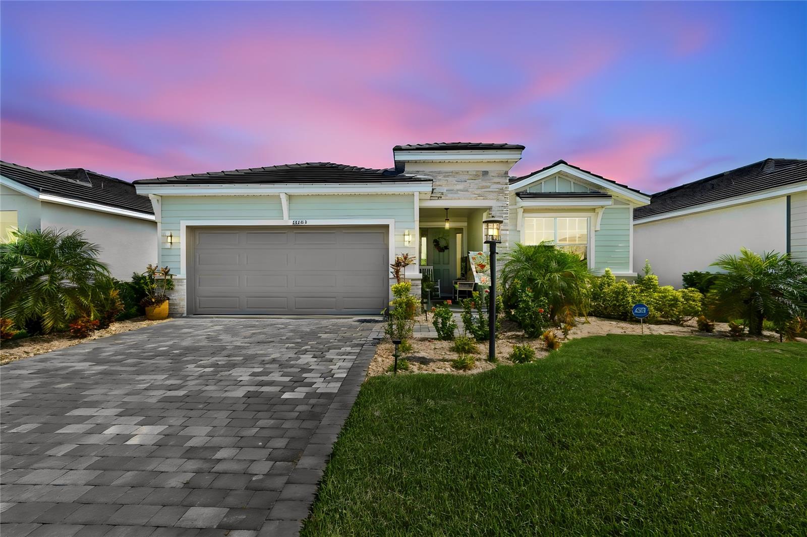 18123 Gulf Ranch Pl Property Photo 2