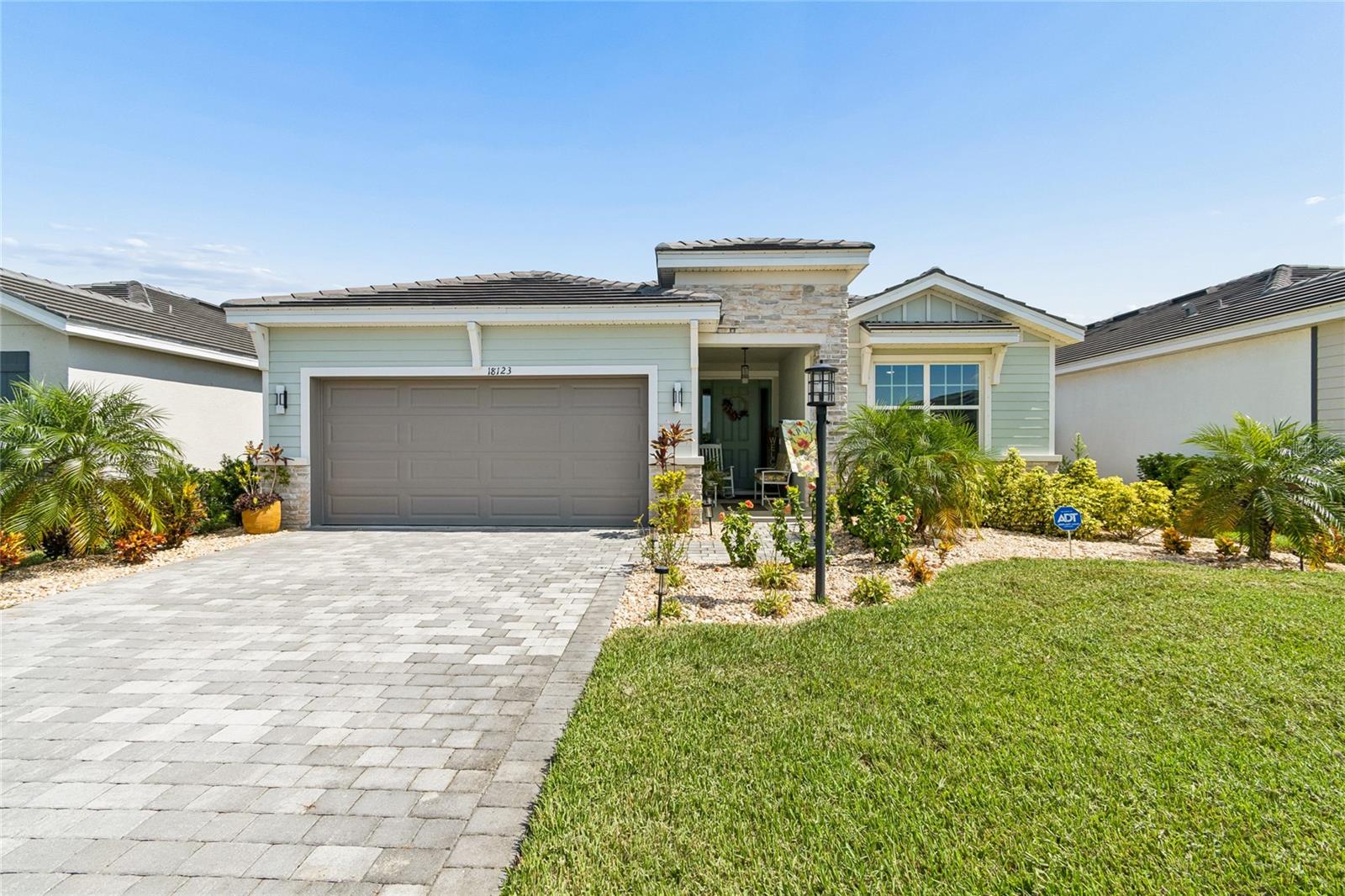 18123 Gulf Ranch Pl Property Photo 4
