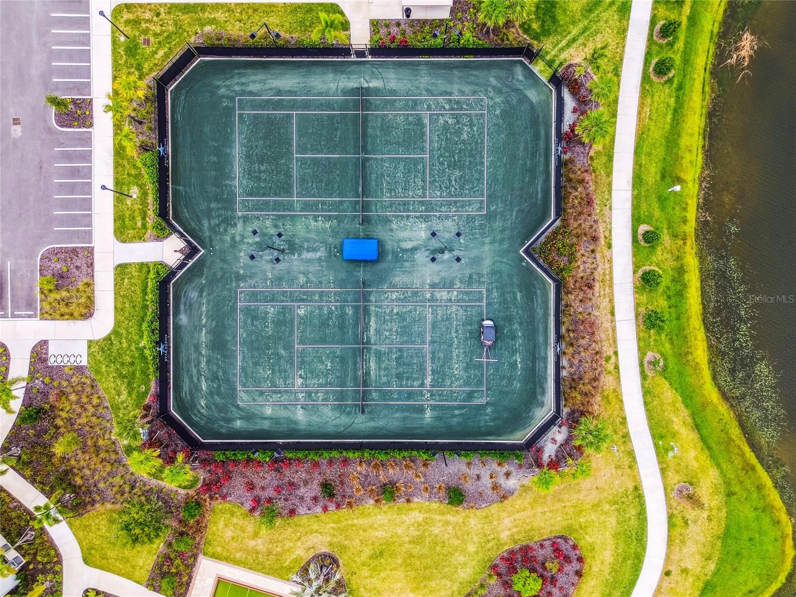 18123 Gulf Ranch Pl Property Photo 77