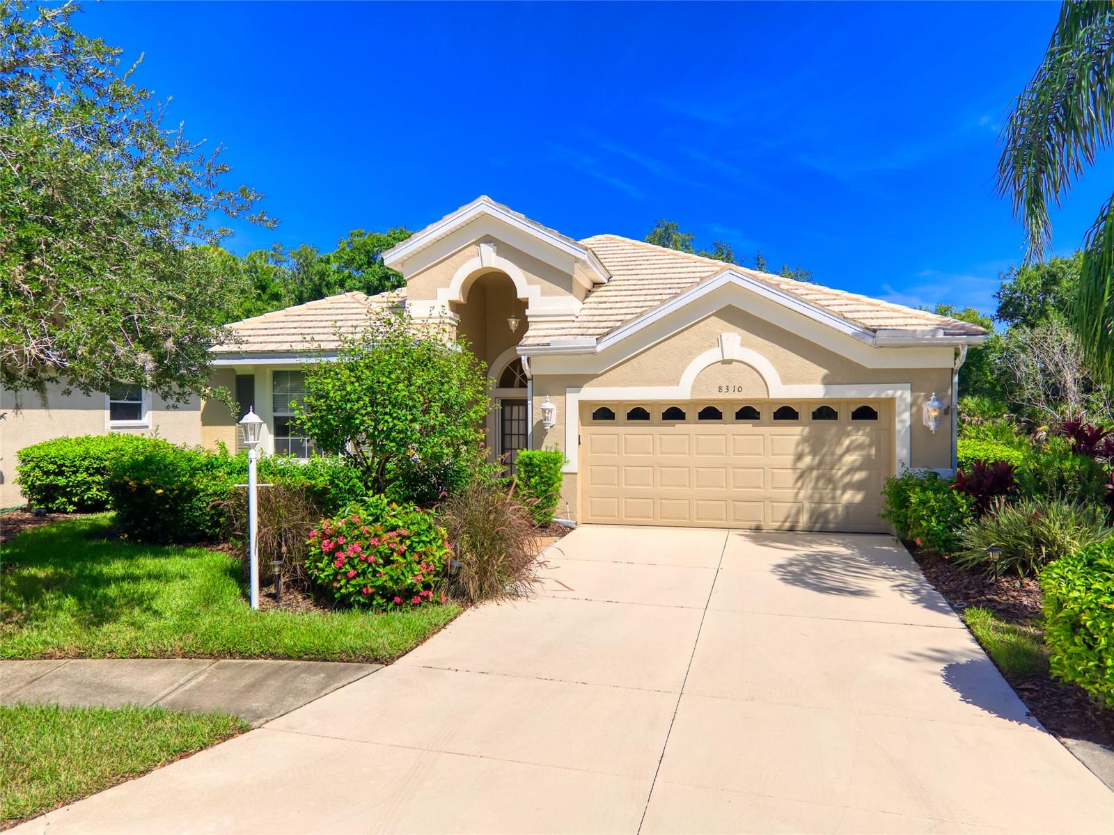 8310 Whispering Woods Ct Property Photo 1