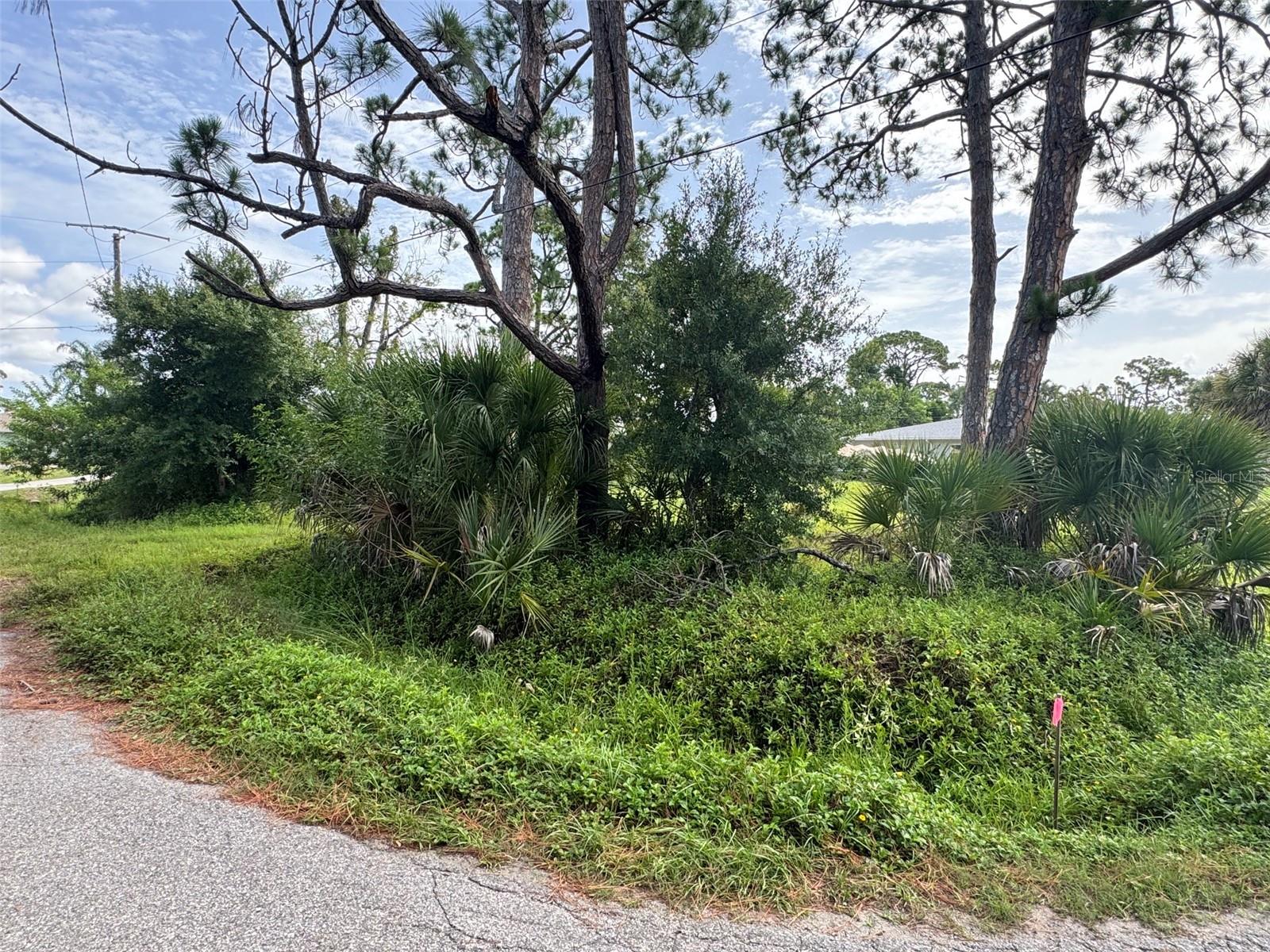 GULL RD Property Photo 1