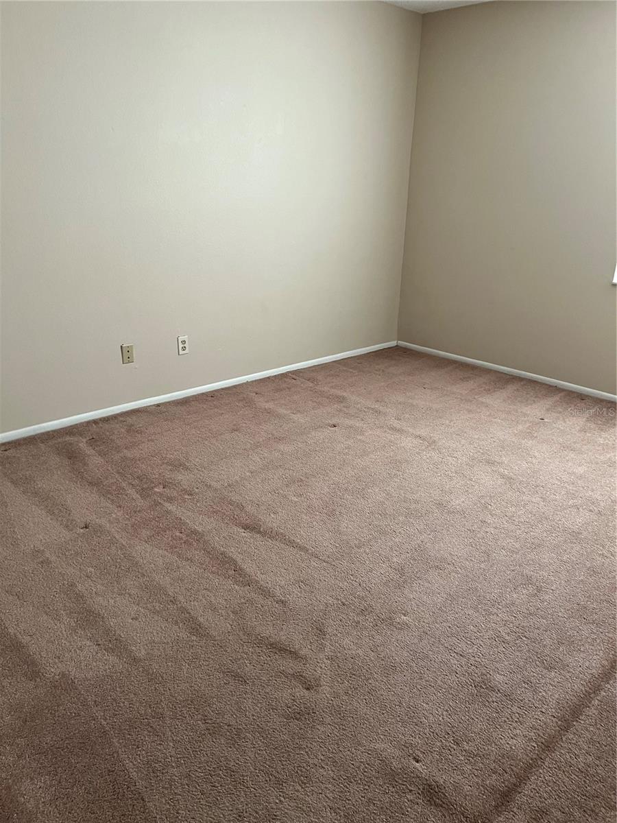 5400 34th St W #e8 Property Photo 10