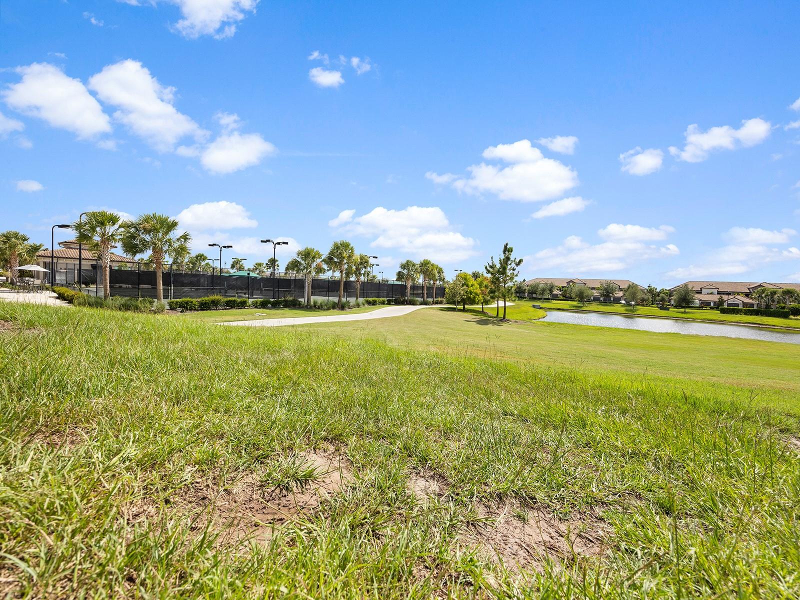 17118 Vardon Ter #303 Property Photo 37
