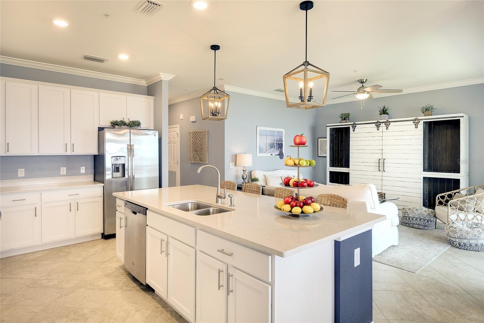 850 Tidewater Shores Loop #402 Property Photo 8