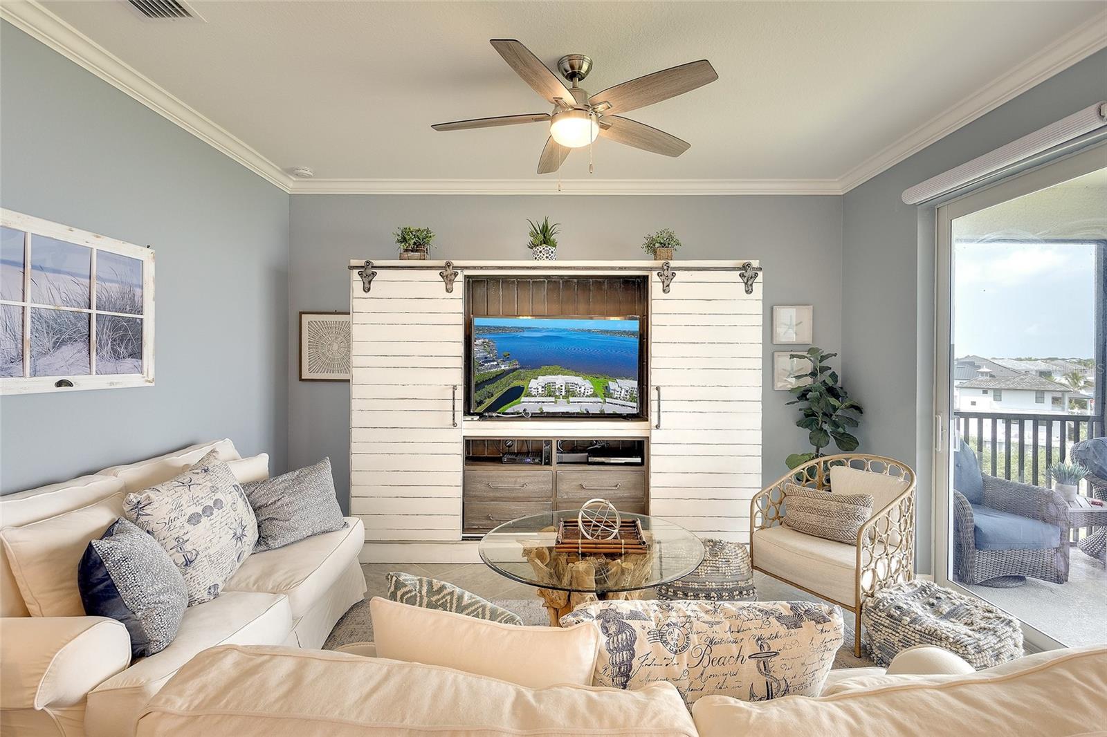 850 Tidewater Shores Loop #402 Property Photo 12