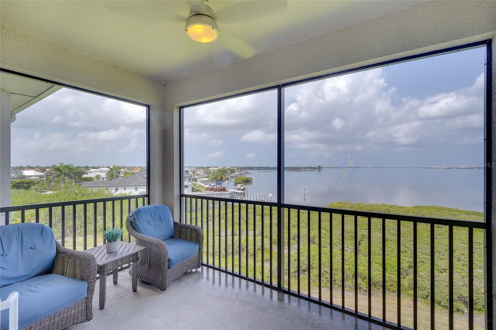 850 Tidewater Shores Loop #402 Property Photo 25