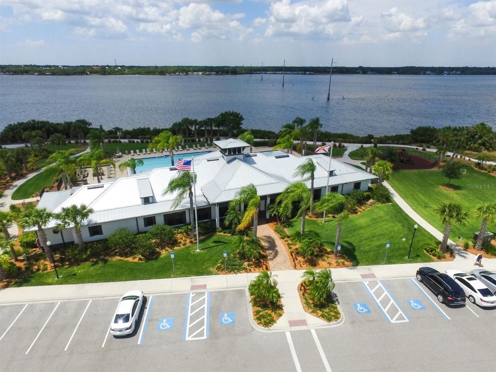 850 Tidewater Shores Loop #402 Property Photo 35